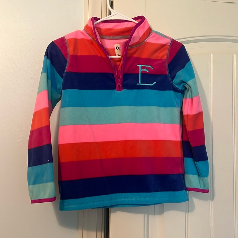 Multicolor fleece pullover with monogram “E”